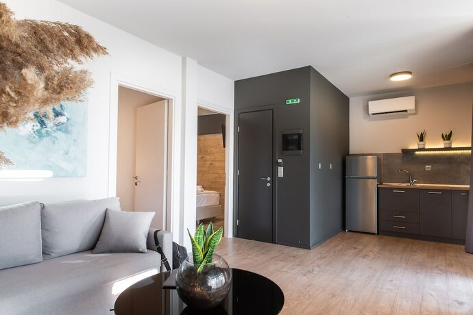 Imagen general del Hotel Sani Verde. Foto 9