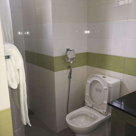 Imagen de la habitación del Hotel Saninro Ragama. Foto 1