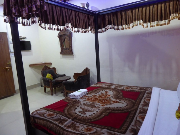 Imagen de la habitación del Hotel Saniya Palace Inn. Foto 2