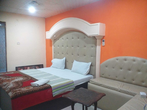 Imagen de la habitación del Hotel Saniya Palace Inn. Foto 3