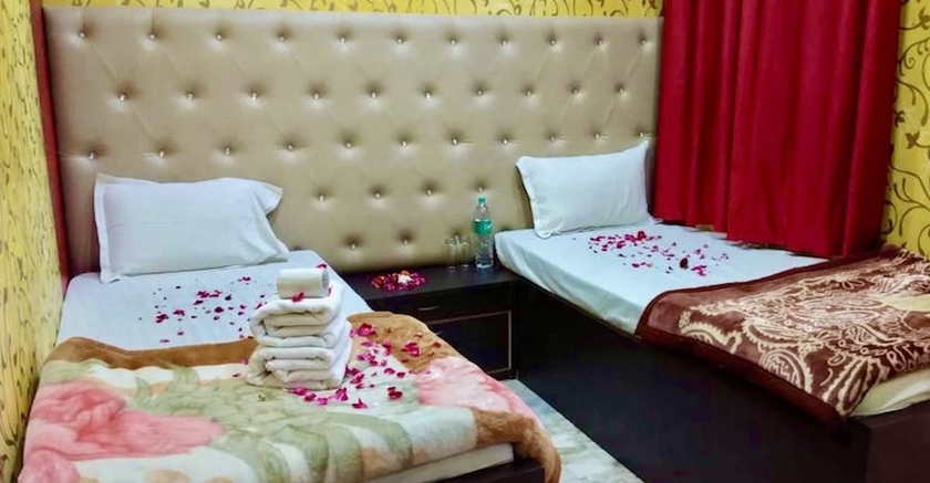 Imagen de la habitación del Hotel Saniya Palace Inn. Foto 7