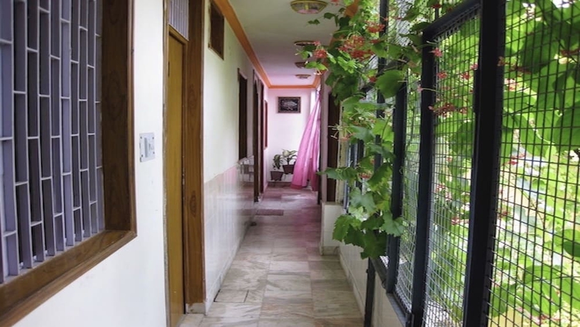 Imagen de la habitación del Hotel Saniya Palace Inn. Foto 8