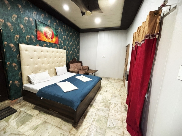 Imagen de la habitación del Hotel Saniya Palace Inn. Foto 14