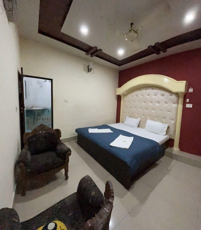 Imagen de la habitación del Hotel Saniya Palace Inn. Foto 18