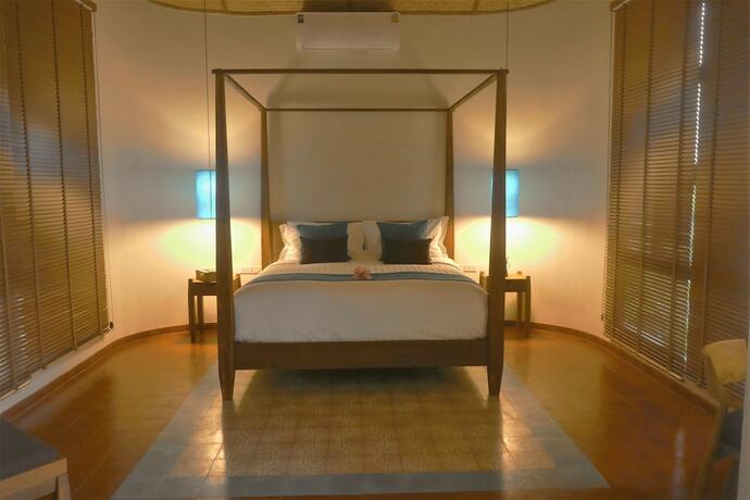Imagen de la habitación del Hotel Sanjana Resort and Spa. Foto 18