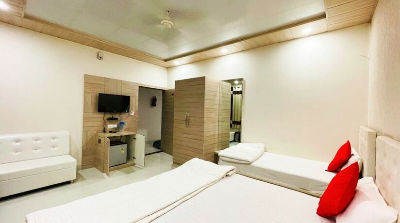Imagen de la habitación del Hotel Sanjog Resort. Foto 7