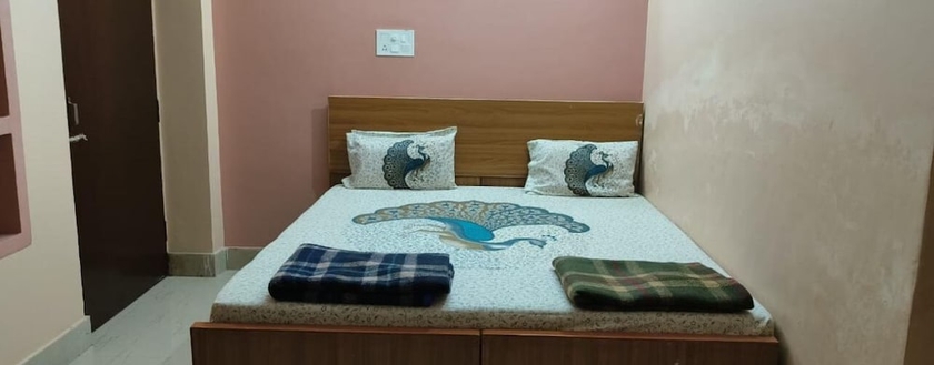 Imagen de la habitación del Hotel Sankatha Guest House, Varanasi. Foto 11