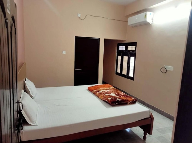 Imagen de la habitación del Hotel Sankatha Guest House, Varanasi. Foto 12