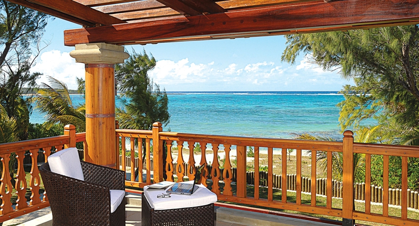 Imagen de los exteriores del Hotel Sankhara Beachfront Villas. Foto 13