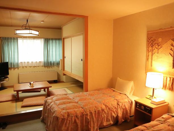 Imagen de la habitación del Hotel Sankt Moritz Shiga. Foto 7
