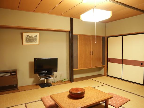 Imagen de la habitación del Hotel Sankt Moritz Shiga. Foto 9