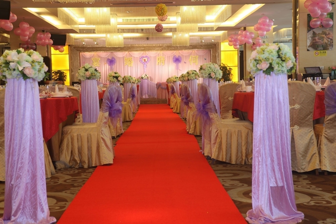 Imagen del bar/restaurante del Hotel Sanlian. Foto 2