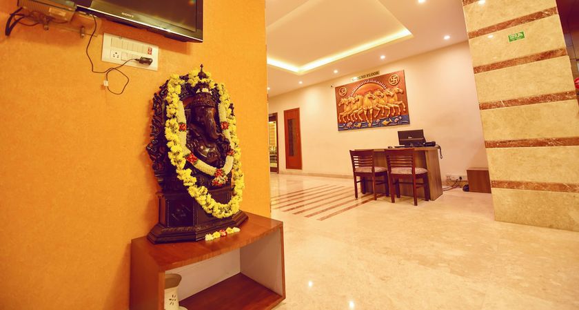 Imagen de los interiores del Hotel Sanman Gardenia. Foto 16