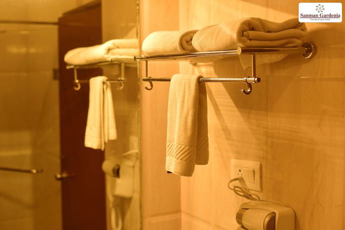 Imagen de la habitación del Hotel Sanman Gardenia. Foto 5