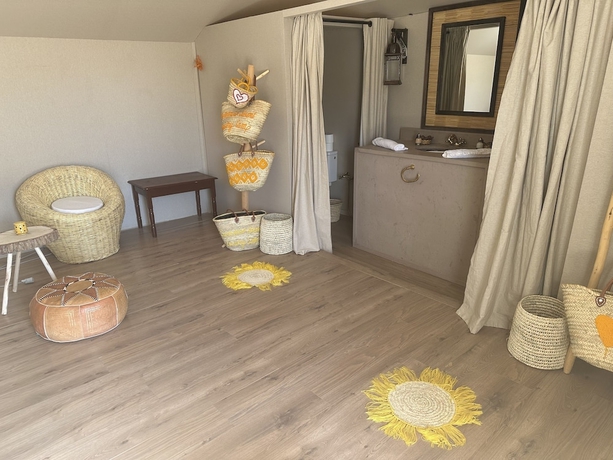 Imagen de la habitación del Hotel Sanmao Desert Luxury Camp. Foto 11