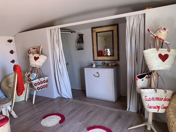 Imagen de la habitación del Hotel Sanmao Desert Luxury Camp. Foto 12