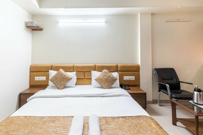 Imagen de la habitación del Hotel Sanmati, Ahmedabad. Foto 20
