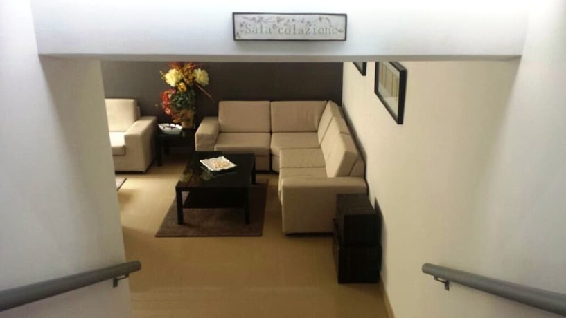 Imagen de los interiores del Hotel Sannita. Foto 17