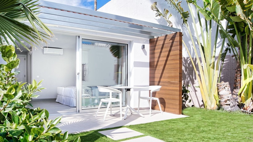 Imagen de la habitación del Hotel Sanom Beach Resort - Adults Only. Foto 8