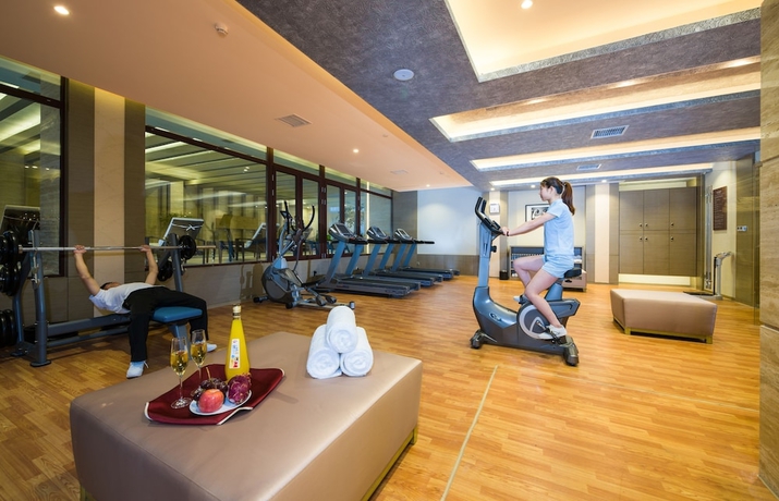 Imagen de los interiores del Hotel Sanqingshan New Century Resort. Foto 14