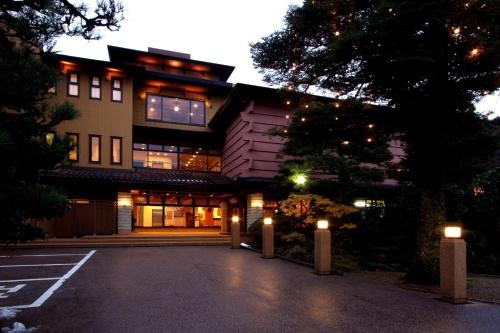 Imagen general del Hotel Sanrakuen. Foto 1