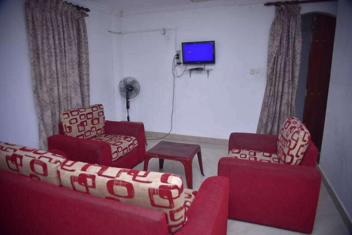 Imagen de la habitación del Hotel Sanri Villa Katunayaka. Foto 8