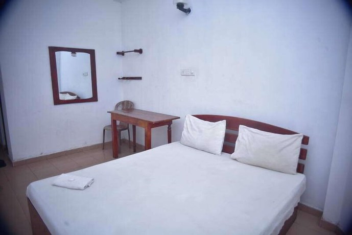 Imagen de la habitación del Hotel Sanri Villa Katunayaka. Foto 10