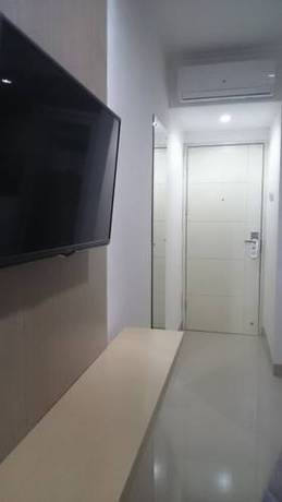 Imagen de la habitación del Hotel Sanrina. Foto 2
