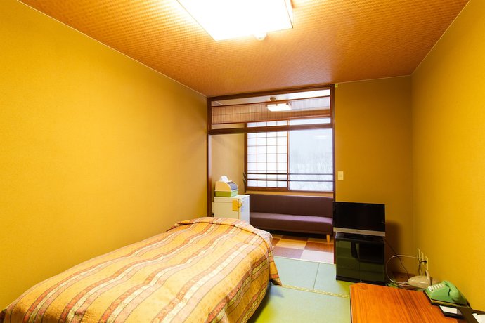 Imagen de la habitación del Hotel Sanrokuso Kamenoi Hotel Tazawako. Foto 7