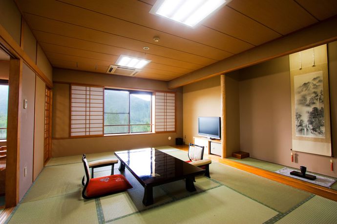 Imagen de la habitación del Hotel Sanrokuso Kamenoi Hotel Tazawako. Foto 9