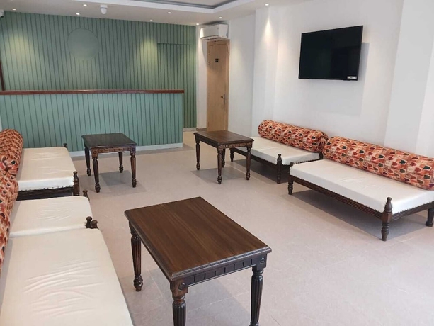 Imagen de los interiores del Hotel Sanrose Retreat. Foto 16