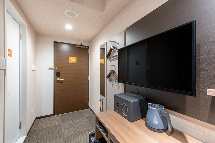 Imagen de la habitación del Hotel Sanrriott Osakahommachi. Foto 13