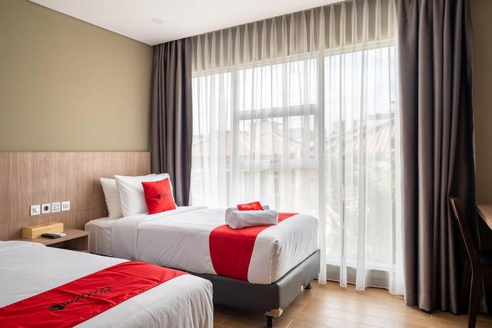 Imagen de la habitación del Hotel Sans Puri Indah Jakarta. Foto 3
