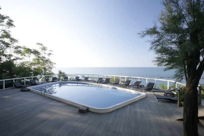 Imagen de la piscina del Hotel Sans Souci, Gabicce Mare. Foto 16