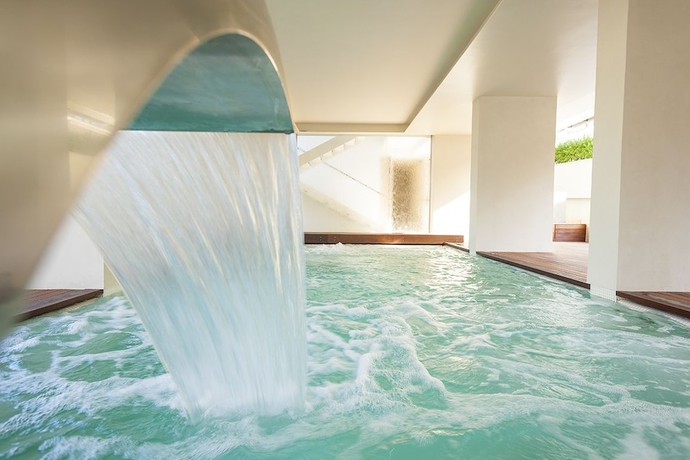 Imagen de la piscina del Hotel Sans Souci, Gabicce Mare. Foto 19