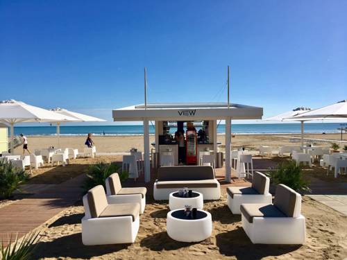 Imagen de los exteriores del Hotel Sans Souci, Riccione. Foto 11