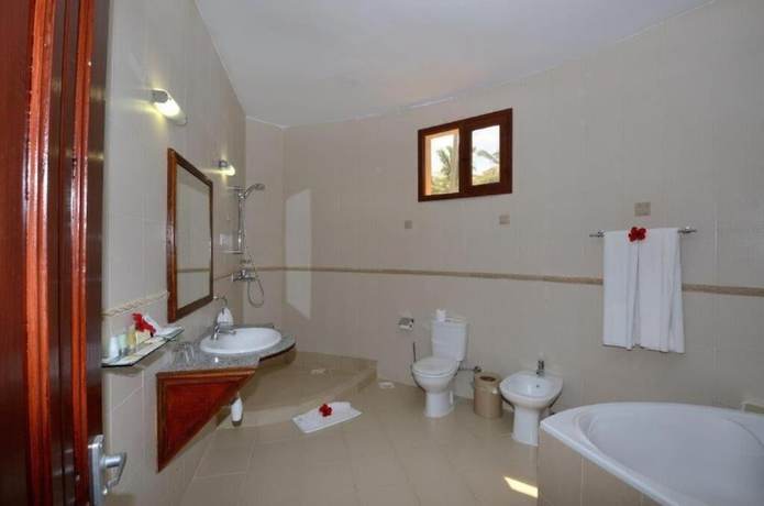 Imagen de la habitación del Hotel Sansi Kae Beach Resort. Foto 8