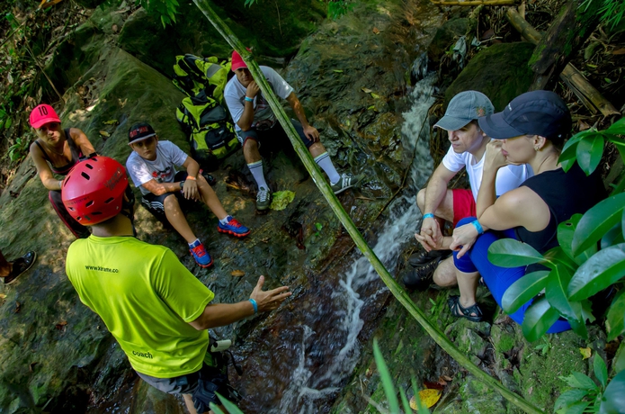 Imagen de los exteriores del Hotel Sansiraka. Foto 3