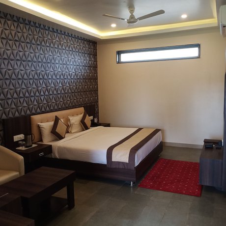 Imagen de la habitación del Hotel Sanskar. Foto 14