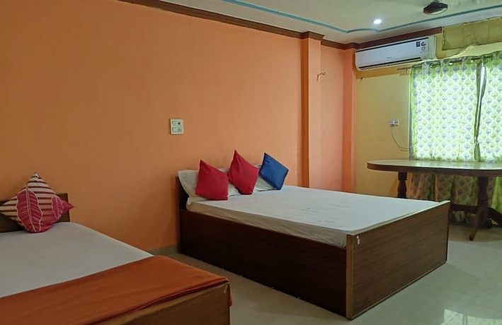 Imagen de la habitación del Hotel Sanskriti Paying Guest House. Foto 3