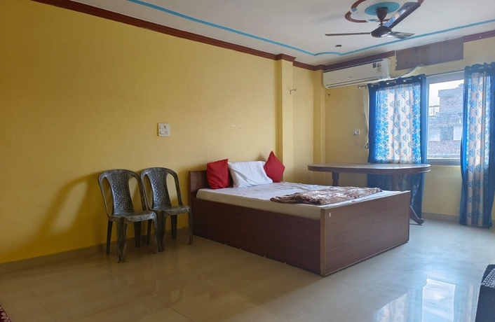 Imagen de la habitación del Hotel Sanskriti Paying Guest House. Foto 4