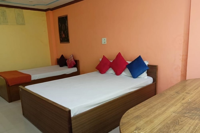 Imagen de la habitación del Hotel Sanskriti Paying Guest House. Foto 8
