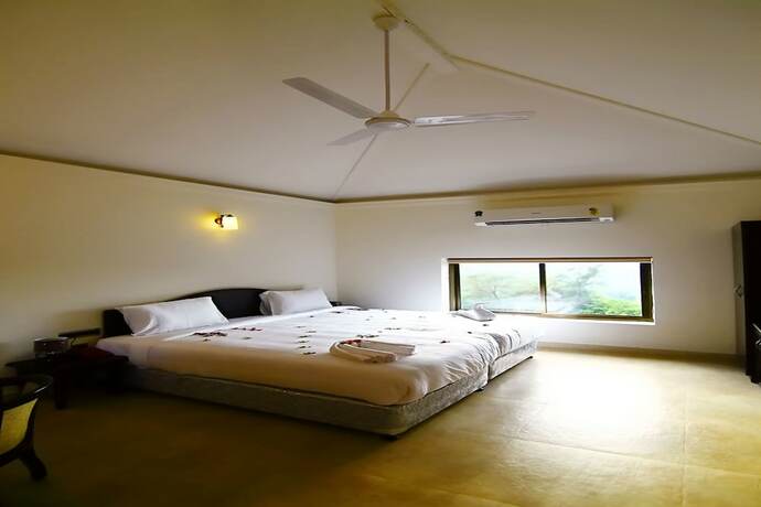 Imagen de la habitación del Hotel Sanskruti Quality Resort. Foto 21