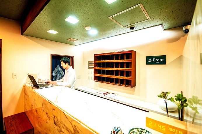 Imagen de los interiores del Hotel Sansui Global Inn. Foto 19