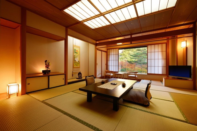 Imagen de la habitación del Hotel Sansuiso. Foto 14