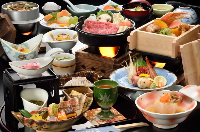 Imagen del bar/restaurante del Hotel Sansuiso. Foto 12