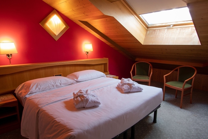 Imagen de la habitación del Hotel Sant Anton. Foto 3