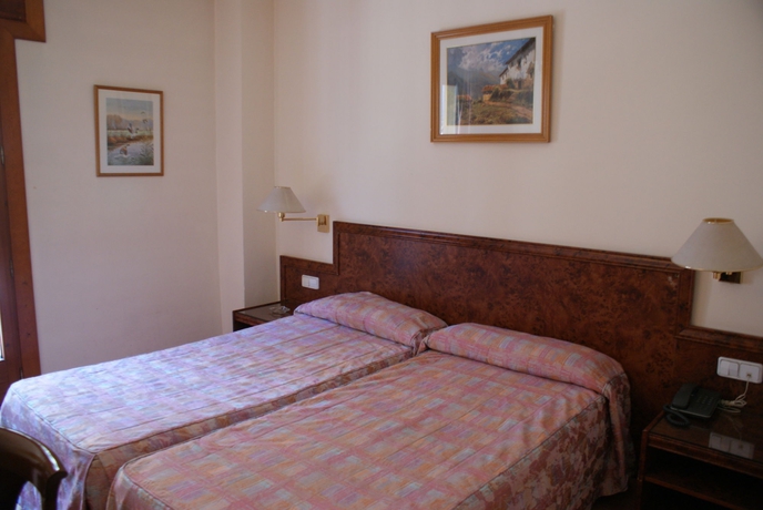 Imagen de la habitación del Hotel Sant Jordi By Alegria. Foto 6