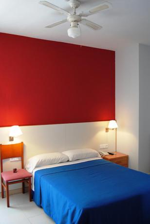 Imagen general del Hotel Sant Jordi, Segur de Calafell. Foto 5