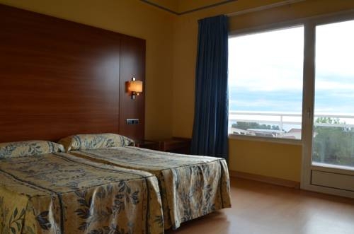 Imagen de la habitación del Hotel Sant Jordi, Tarragona. Foto 4